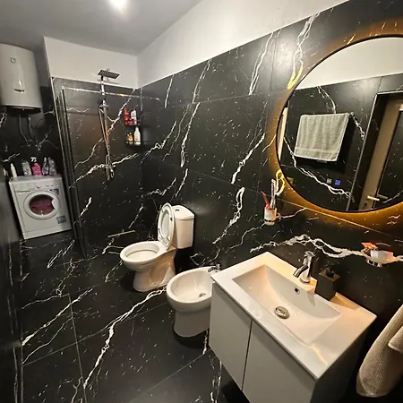 Jolas House Апартаменты Влёра