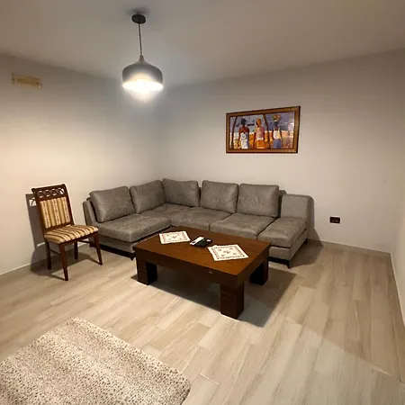 Апартаменты Jolas House Влёра